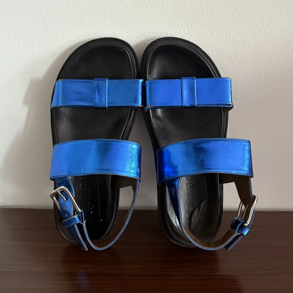 Marni Fussbett Blue Patent Leather Sandals Size 36